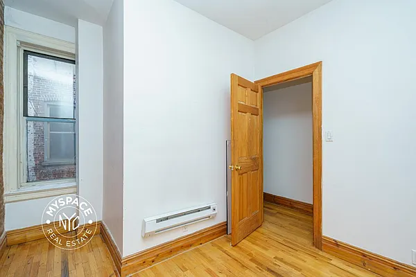 Rented by MySpaceNYC | media 4