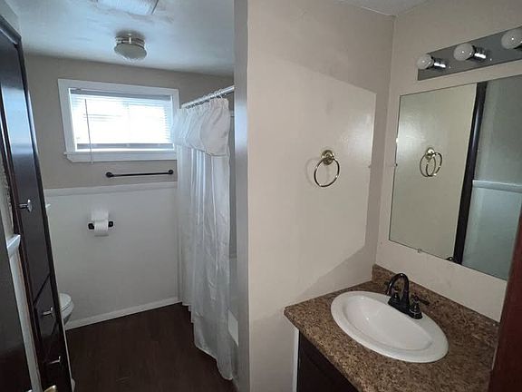 4th image of 316 E Rosewood Ave #43