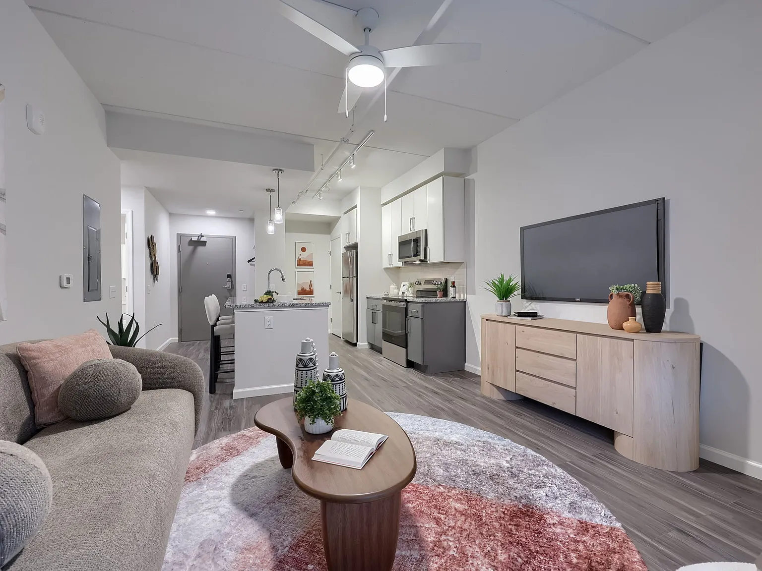 Gallery 118 — Photo 1