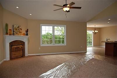 5th image of 2658 Shady Tree Dr
