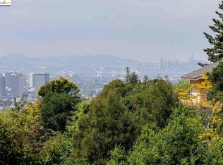 6215 Wood Dr, Oakland, CA