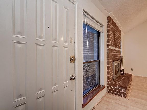 4th image of 13810 Hollowgreen Dr #23/210