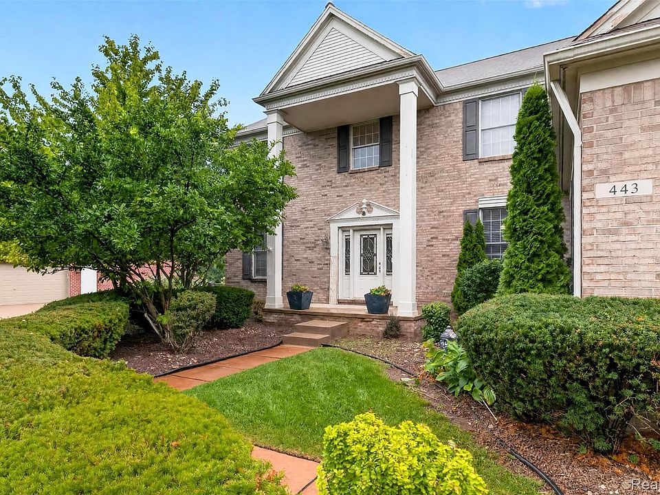 443 Lenox Dr, photo 2