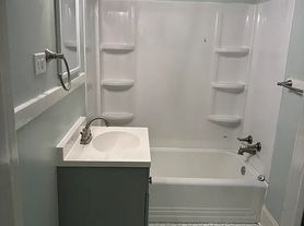 208 Greenwood Ave, Hartsville, SC