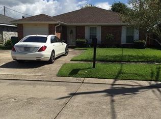 704 Fairway Dr, La Place, LA 70068