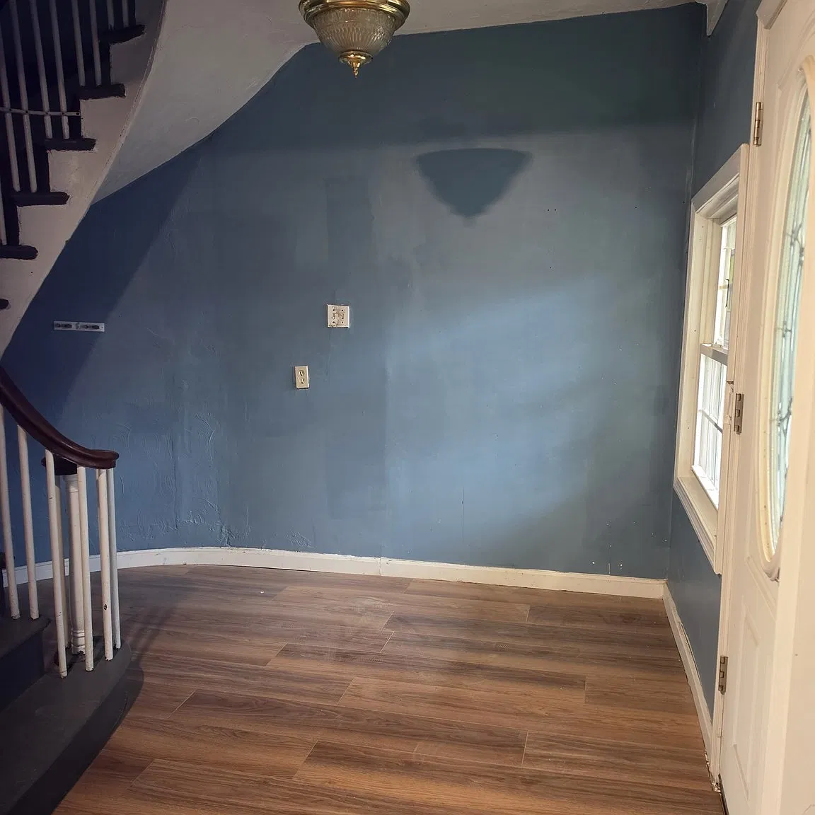 2 bed, 2.0 bath, 1200 sqft, $3,000 — Photo 1