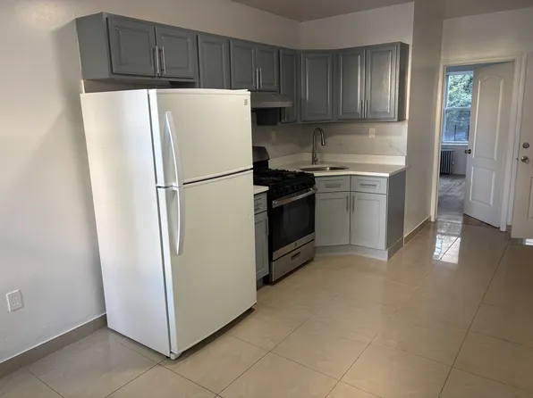 (undisclosed Address), Bronx, NY 10468