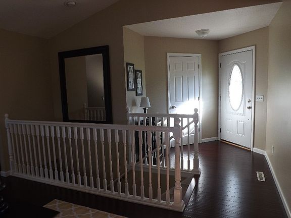 2nd image of 2356 Hickory Ct