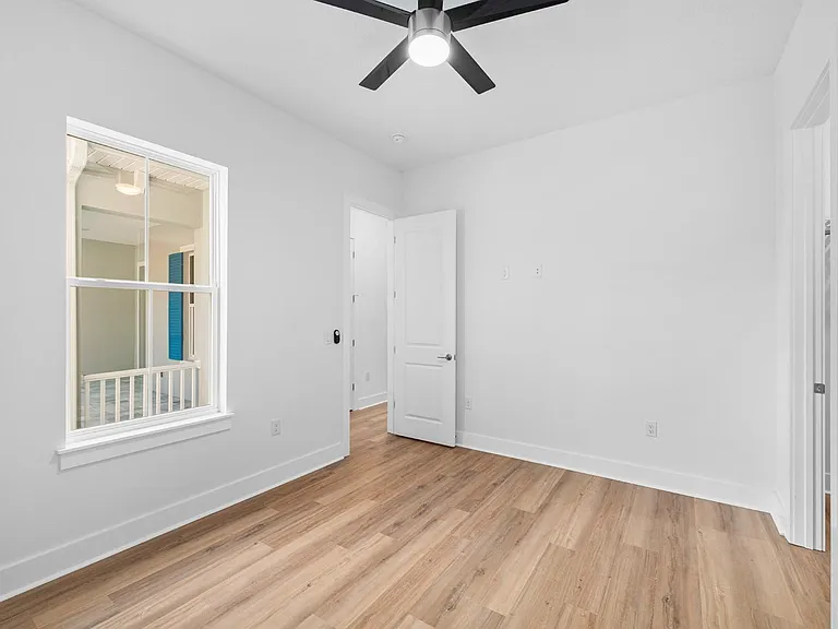6622 Summit View Dr — Photo 14