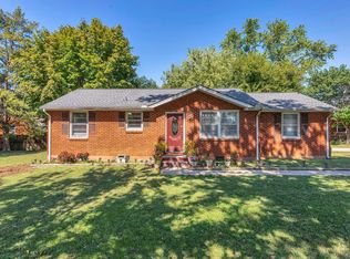 1030 Hunt St, Murfreesboro, TN 37130