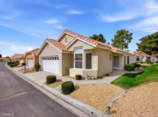 19146 Oak St, Apple Valley, CA 92308