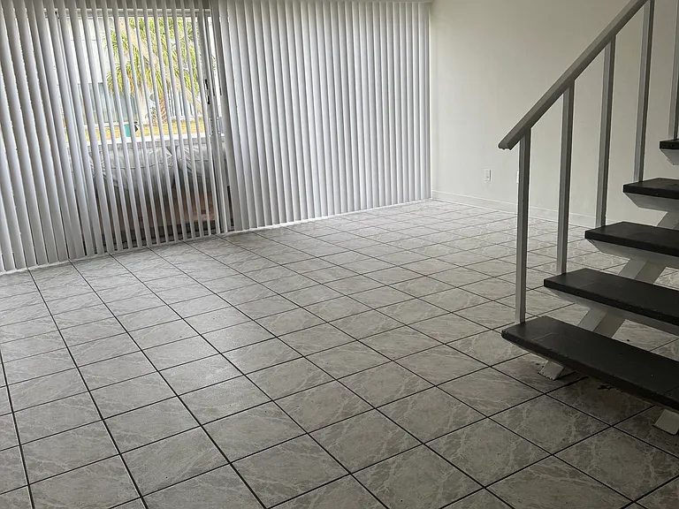 Cocoa Hilltop Apartments — Photo 28