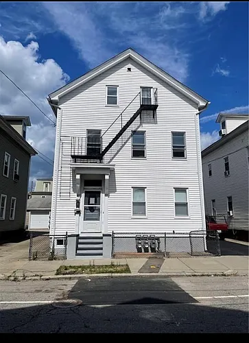 56 Vinton St Photo 1
