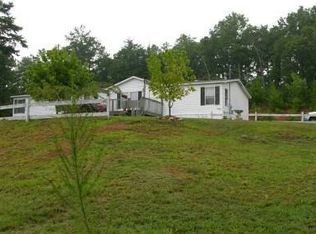 74 Federal Ln, Talking Rock, GA 30175