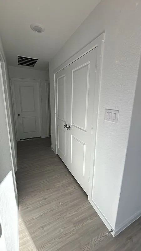 4 bed, 2.0 bath, 1600 sqft, $1,800 — Photo 4