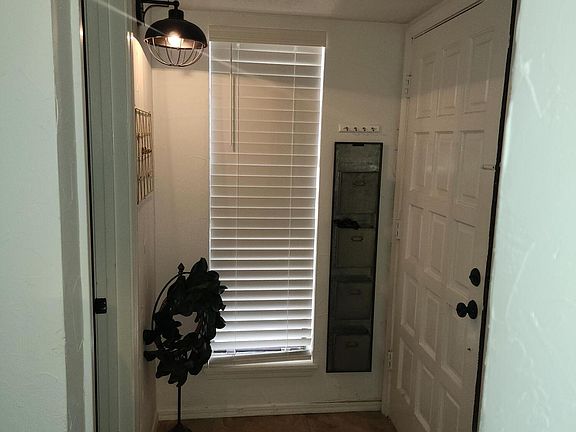5th image of 214 Metz Dr APT 243