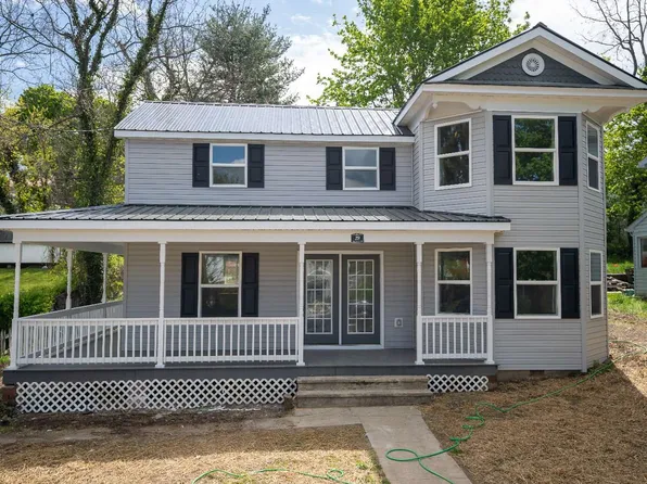 29 Park Blvd, Staunton, VA 24401