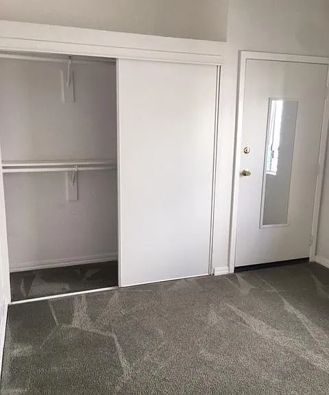1422 N Martel Ave #5 — Photo 12