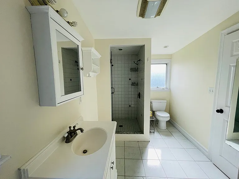 18 Richardson St #18 — Photo 14