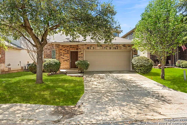 4 bed, 2.5 bath, 2129 sqft, $2,000 — Photo 1