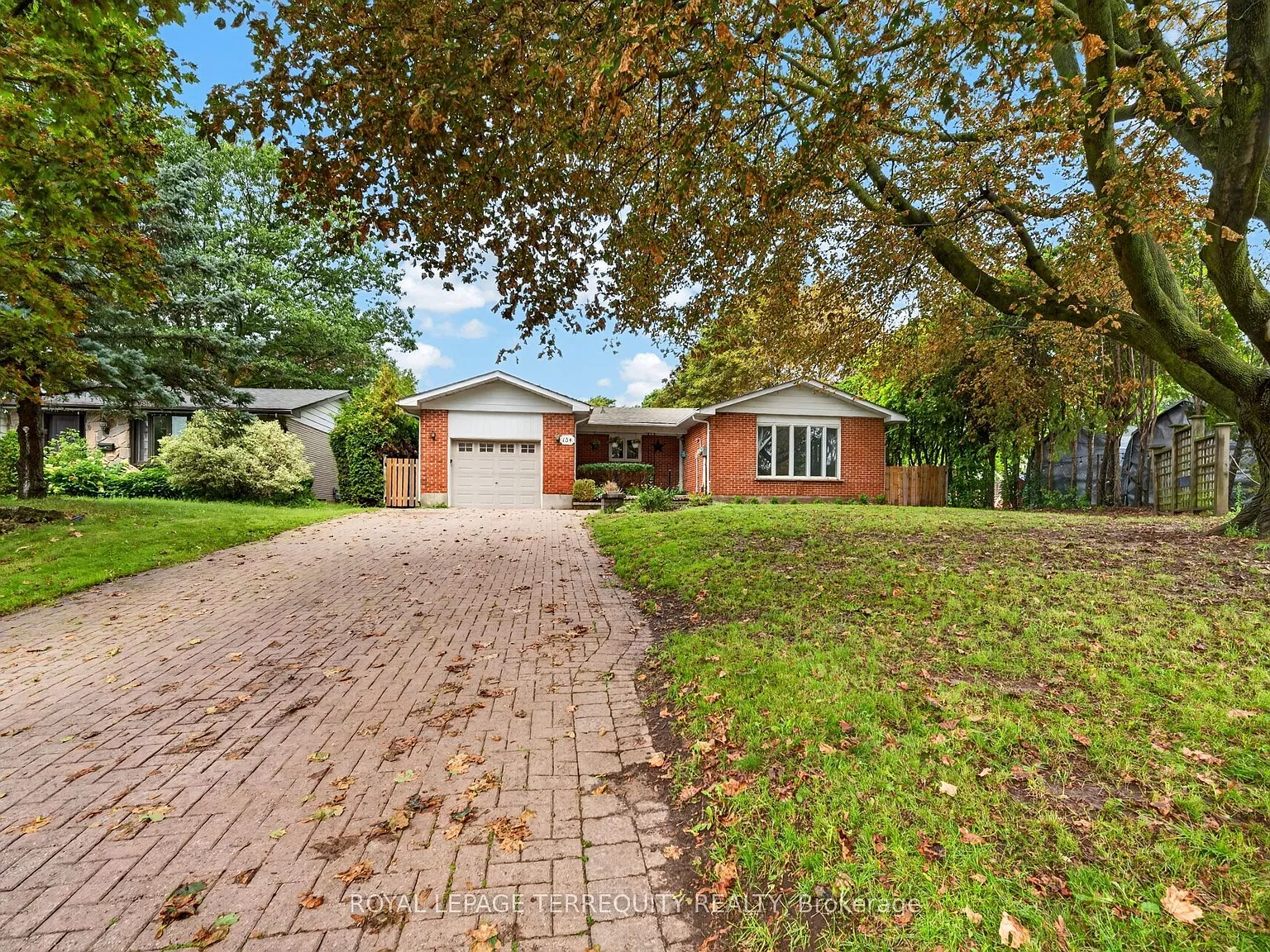 3 bed, $2,700 — Photo 2