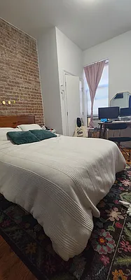 Rented by ONE Manhattan Real Estate | media 22