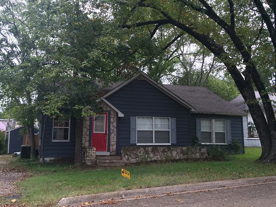 Front of 203 Miller