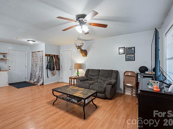 4th image of 5507 Valley Field Rd
