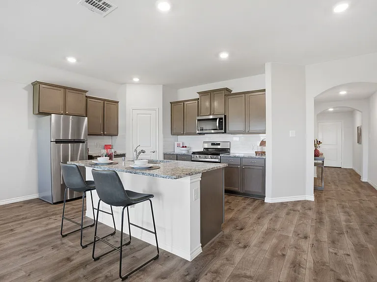 1106 Cowboy Ln — Photo 13