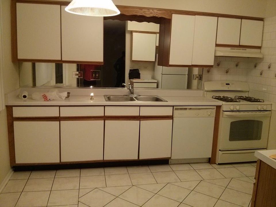 1st image of 720 E Whispering Oaks Dr
