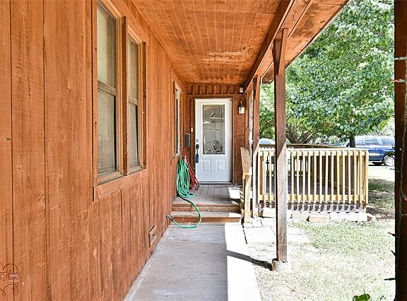3rd image of 2336 S 33rd St