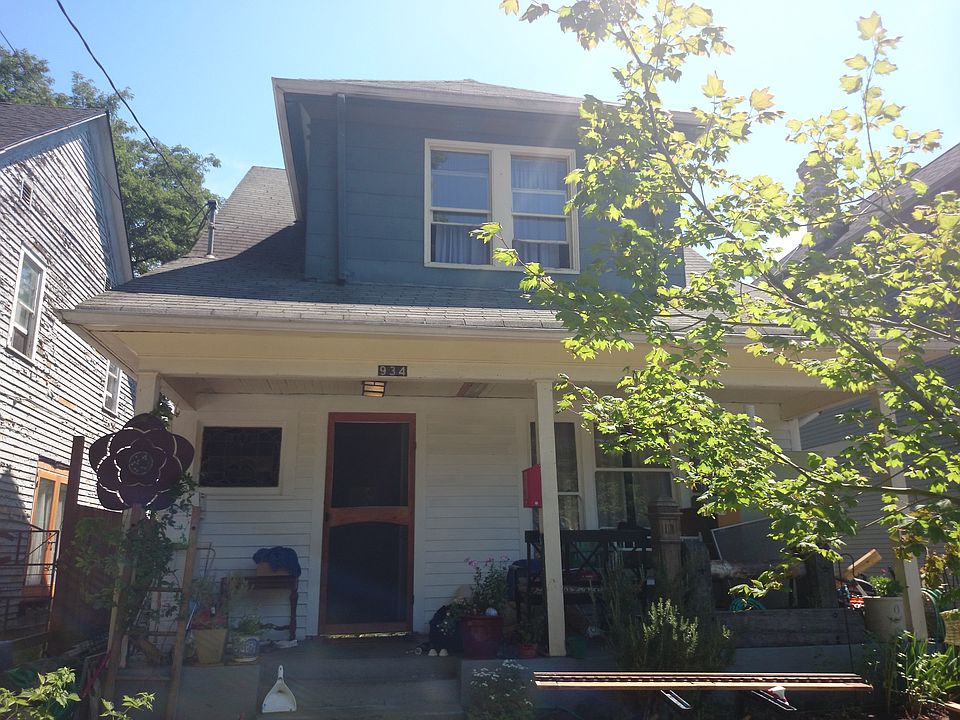 2nd image of 934 20th Ave