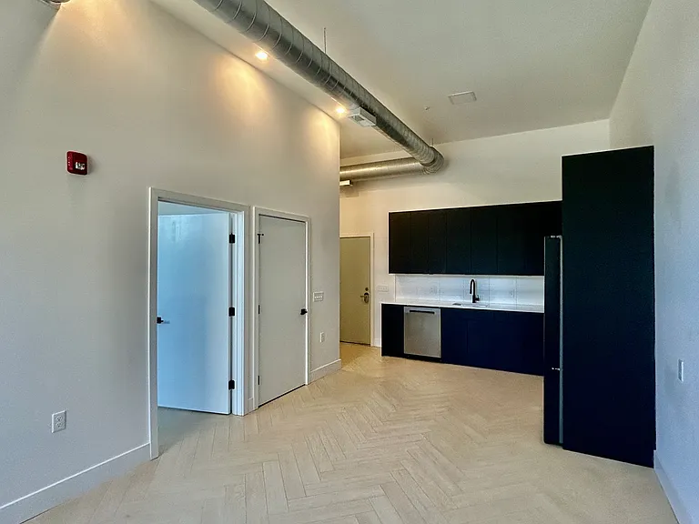 1705 N 7th St #6 — Photo 6