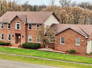 514 Maple Crest Way, Elizabethtown, KY 42701