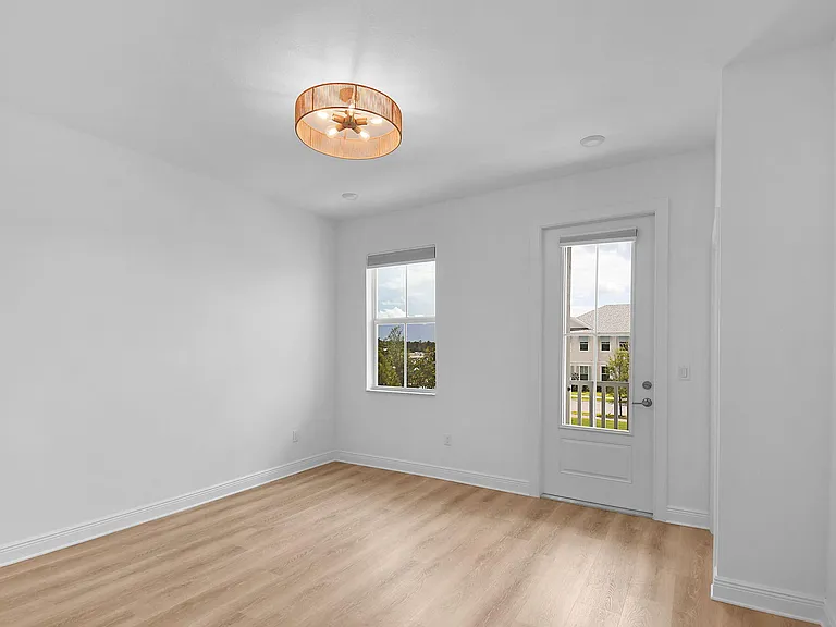 855 SW Heirloom Walk — Photo 28
