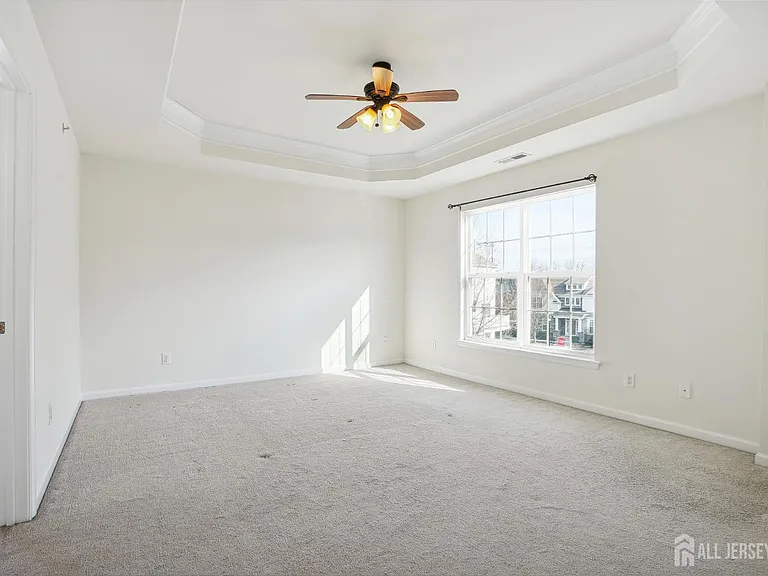 1501 Gabriel Ln — Photo 10