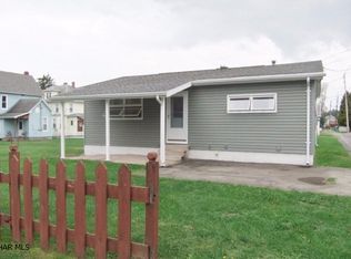 516 Boyles St, Bellwood, PA 16617