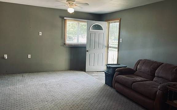 4th image of 71105 Caron Dr