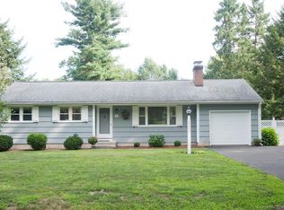 10 Sunrise Ter, Weatogue, CT 06089