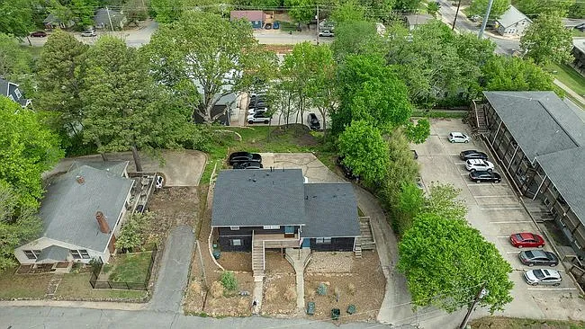 830 W Caraway St — Photo 10