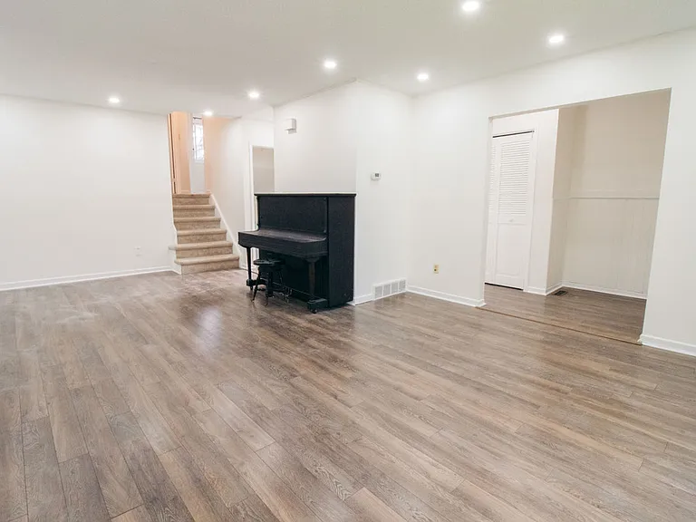 6568 Harmony Ave — Photo 5