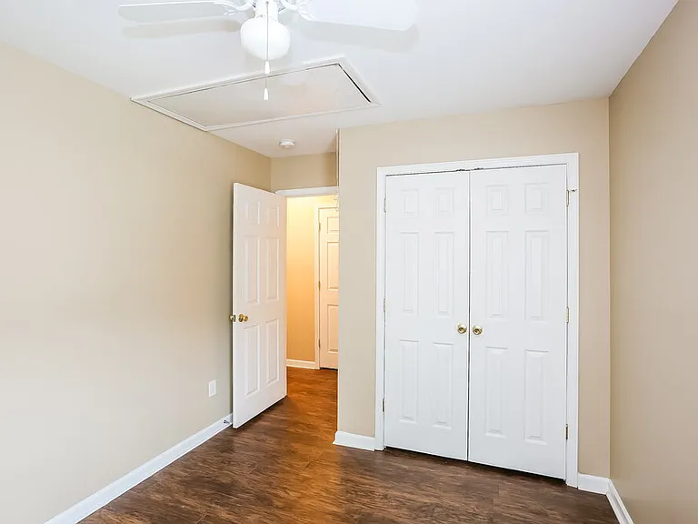 7802 McGarry Trl — Photo 15