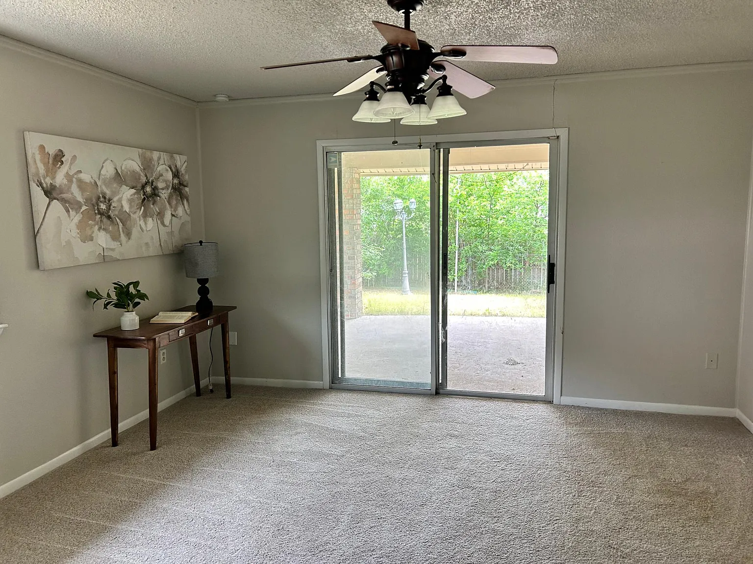 3 bed, 1581 sqft, $1,695 — Photo 3