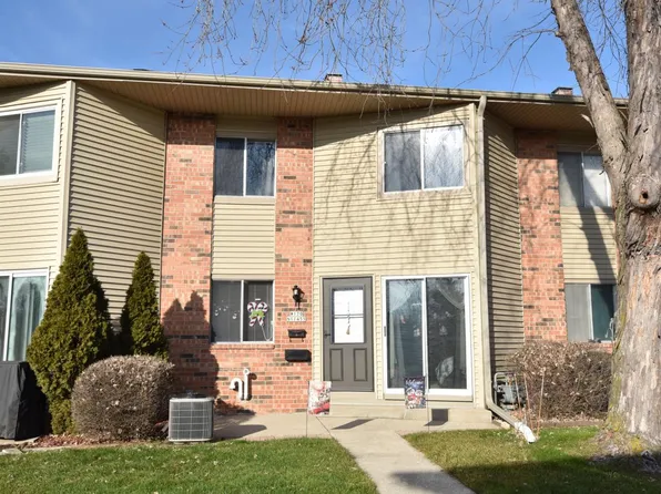 W170N11455 Armada DRIVE #2, Germantown, WI 53022