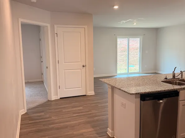 241 Hallie Ln, Macon, GA 31211