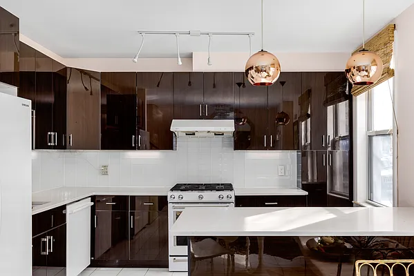 Sold by Douglas Elliman | media 4