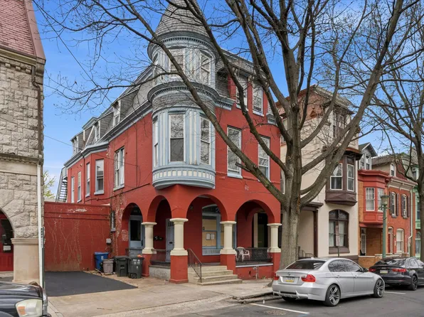 112 N 11th St APT 1, Reading, PA 19601