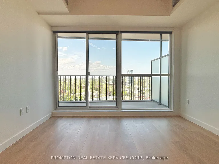 18 Esther Shiner Blvd #1606 — Photo 12