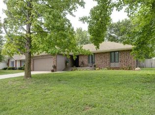 813 Dabney St, Nixa, MO 65714
