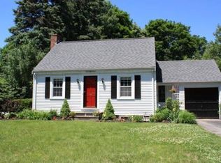 1 Coolidge Rd, Reading, MA 01867